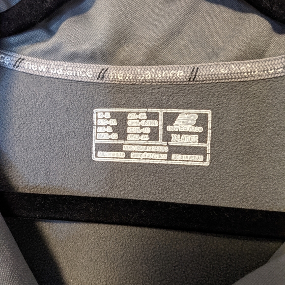 New Balance Pullover - Picture 3 of 7